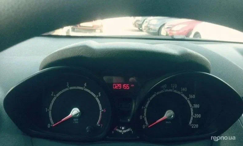 Ford Fiesta 2012 - 6