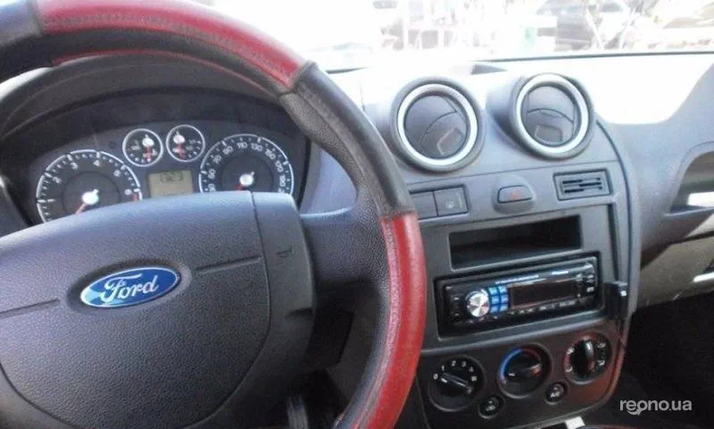 Ford Fiesta 2007 - 4