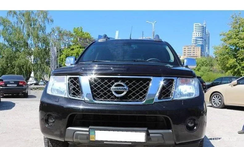 Nissan Navara (Frontier) 2011 - 1
