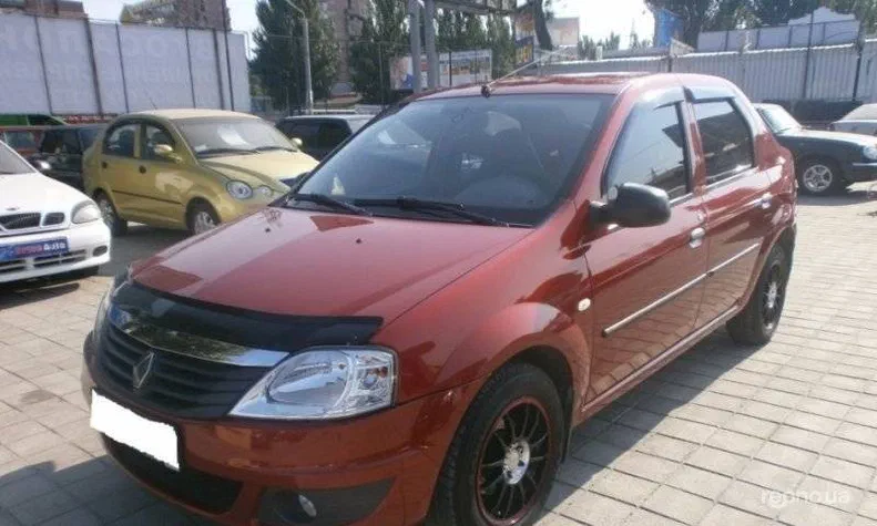 Renault Logan 2012 - 11