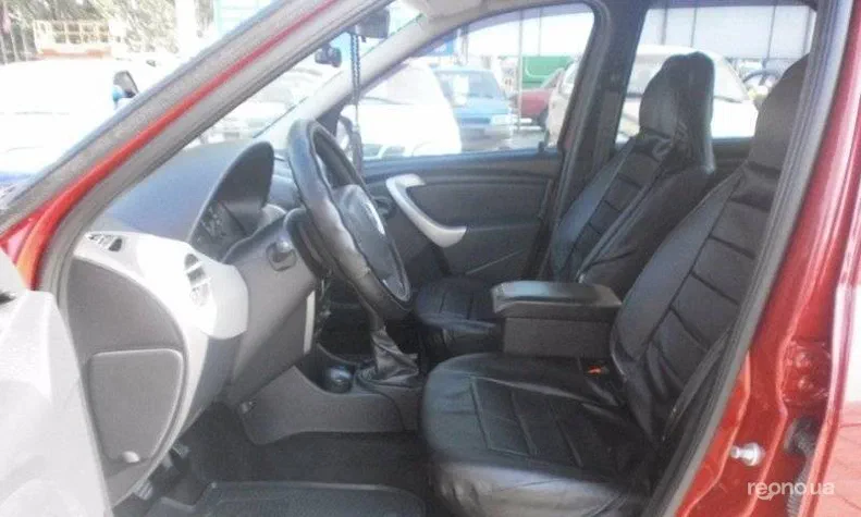 Renault Logan 2012 - 4