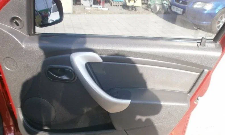 Renault Logan 2012 - 21