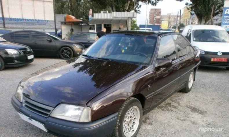 Opel Omega 1990 - 14
