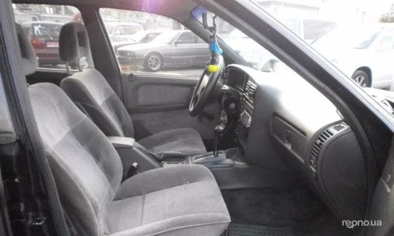 Opel Omega 1990 - 23