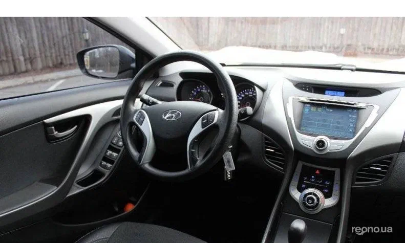 Hyundai Elantra 2011 - 20