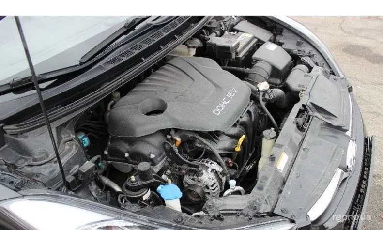 Hyundai Elantra 2011 - 3