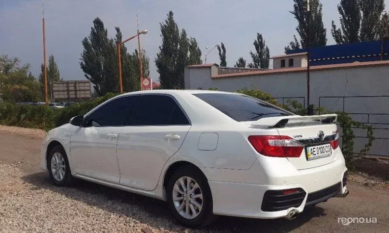 Toyota Camry 2014 - 5