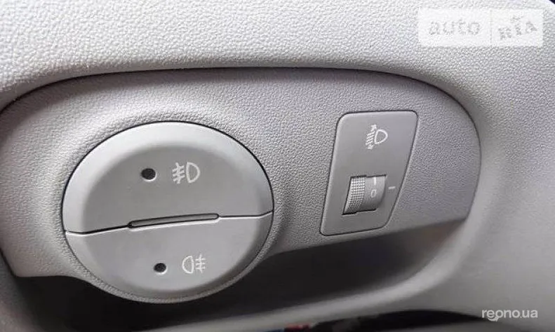 Hyundai Accent 2008 - 6