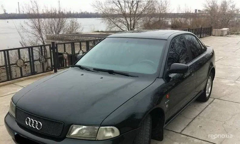 Audi A4 1996 - 0