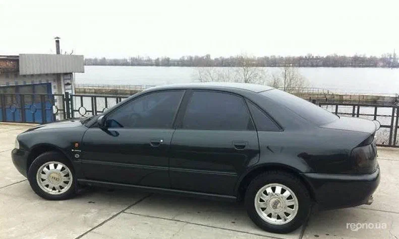Audi A4 1996 - 2