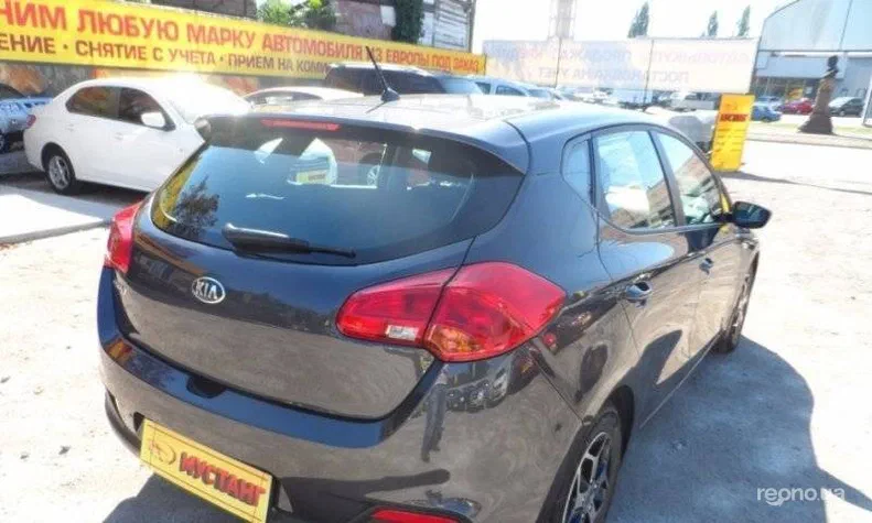 Kia Ceed 2012 - 5