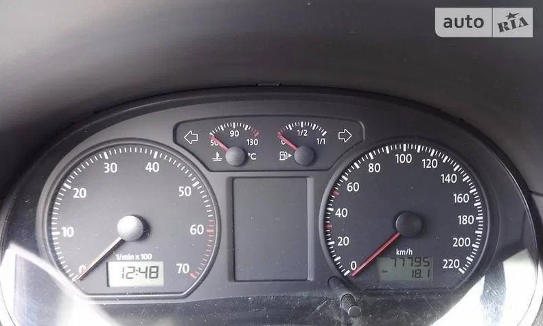 Volkswagen Polo 2009 - 8