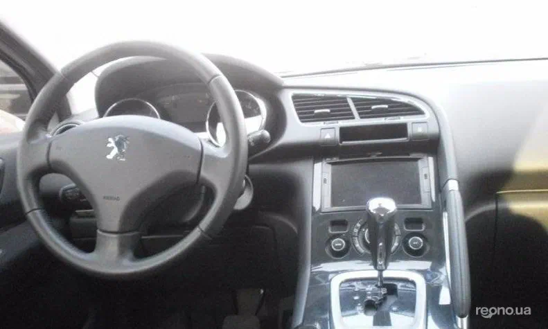 Peugeot 3008 2010 - 14