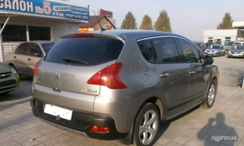 Peugeot 3008 2010 - 3