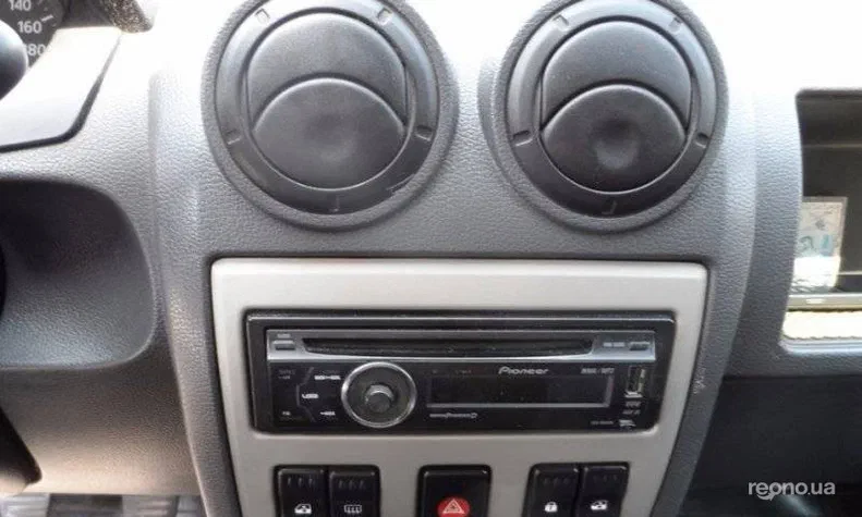 Renault Logan 2007 - 13