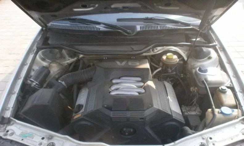 Audi 100 1993 - 4