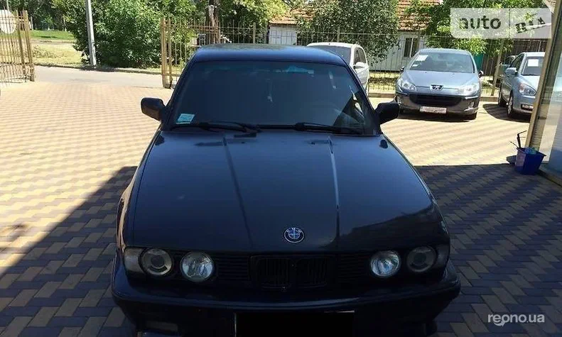 BMW 5 серія 1990 - 15