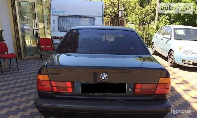 BMW 5 серія 1990 - 13