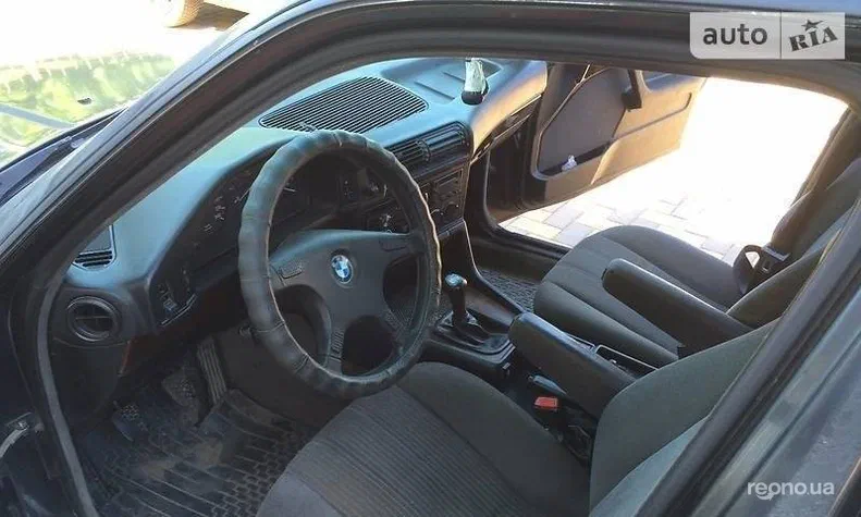 BMW 5 серія 1990 - 10