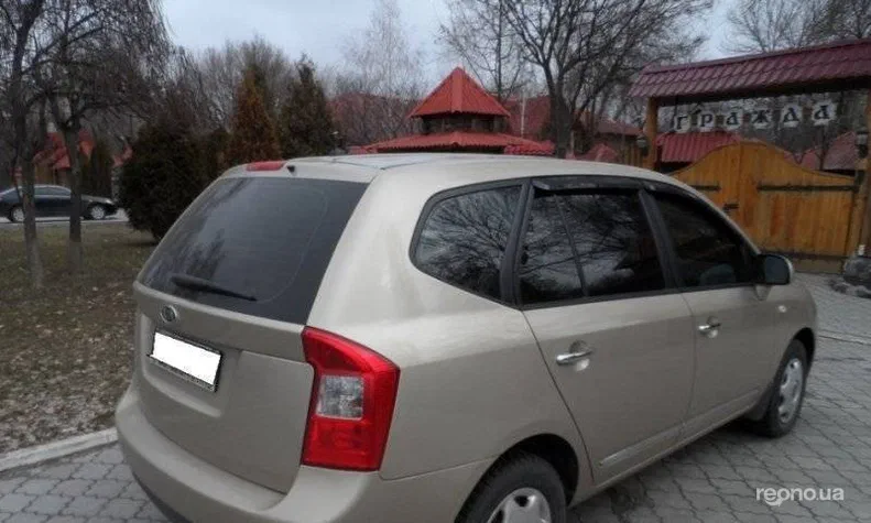 Kia Carens 2008 - 12