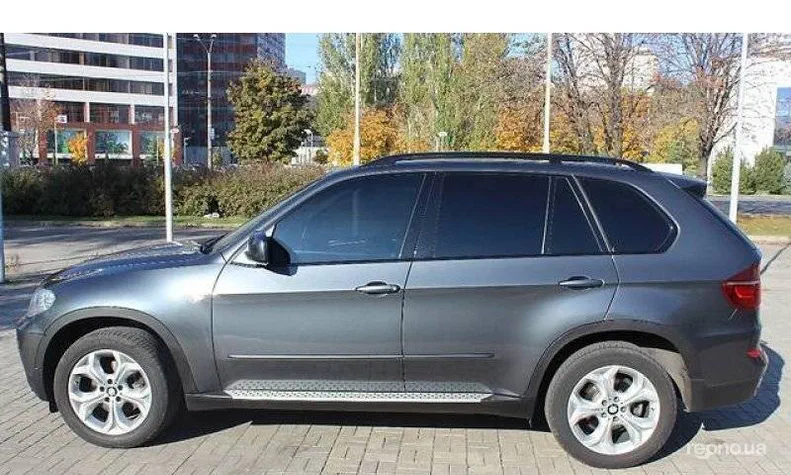 BMW X5 2011 - 6