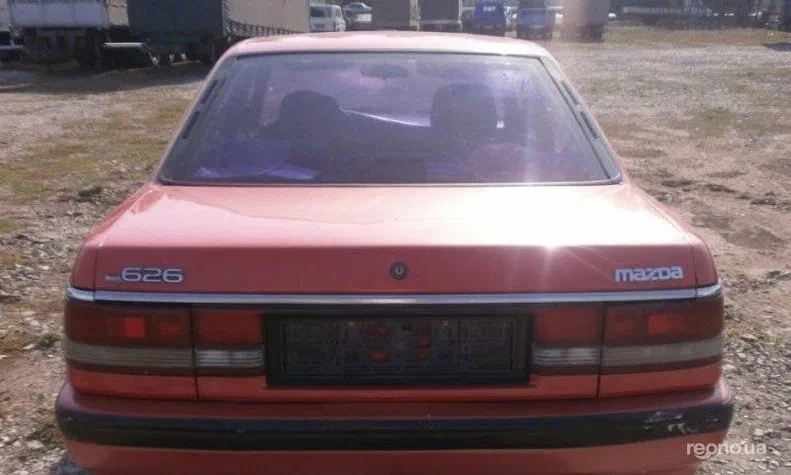 Mazda 626 1991 - 8