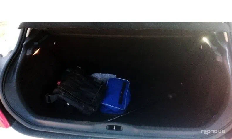 Peugeot 308 2011 - 4