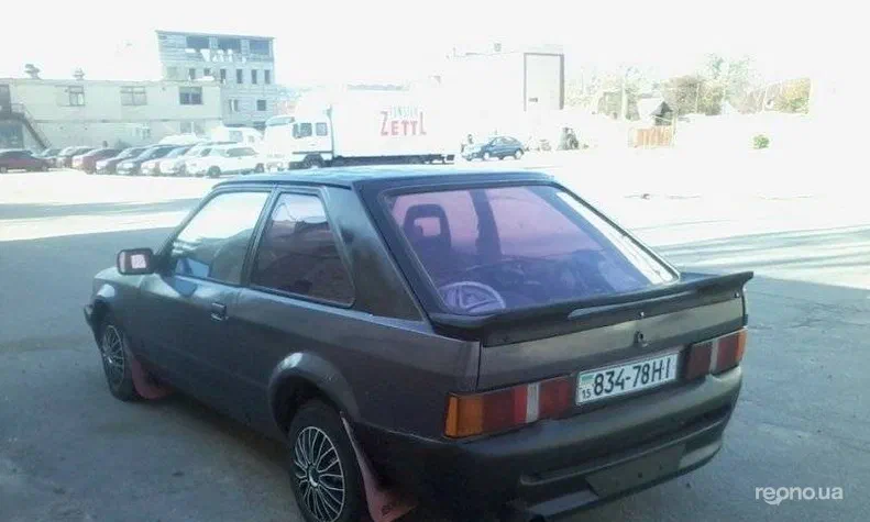 Ford Escort 1987 - 5