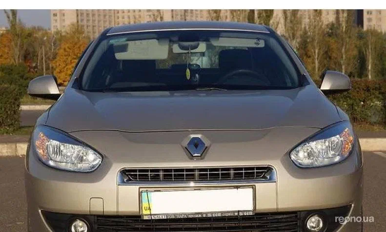 Renault Fluence 2010 - 1