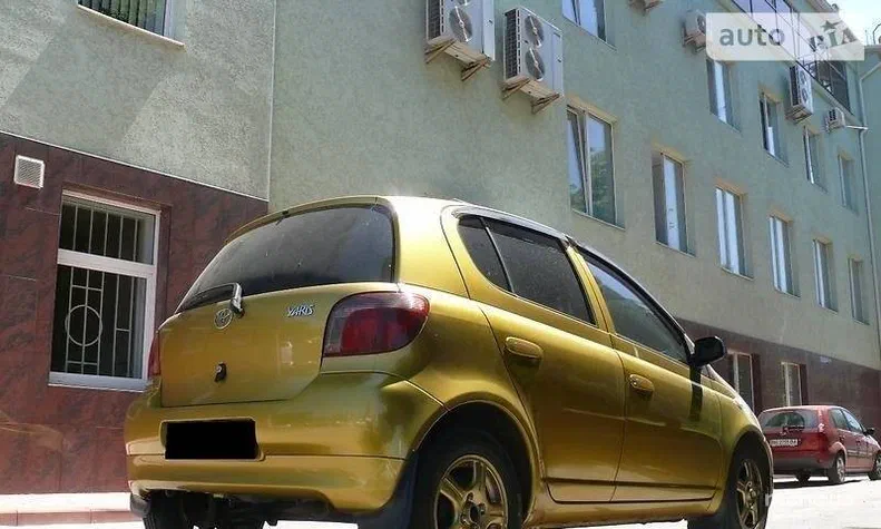Toyota Yaris 2002 - 11