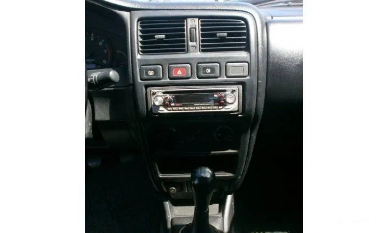 Nissan Almera 1998 - 1
