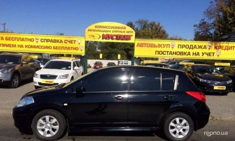 Nissan Tiida 2011 - 21