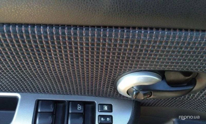 Nissan Tiida 2011 - 19