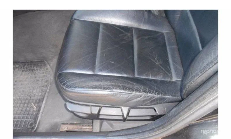 BMW 3 серія 1993 - 11