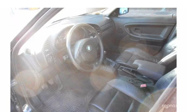 BMW 3 серія 1993 - 12