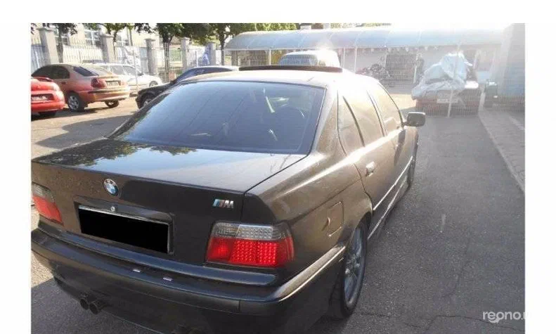 BMW 3 серія 1993 - 18