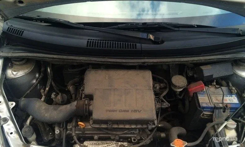 Daihatsu Sirion 2009 - 6