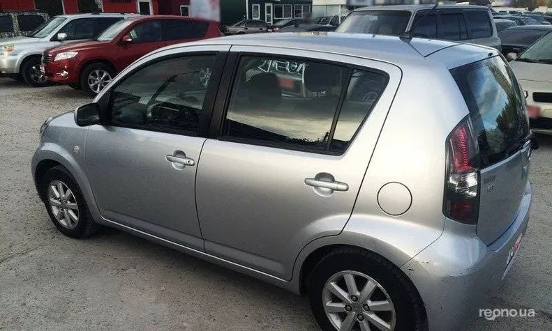 Daihatsu Sirion 2009 - 3
