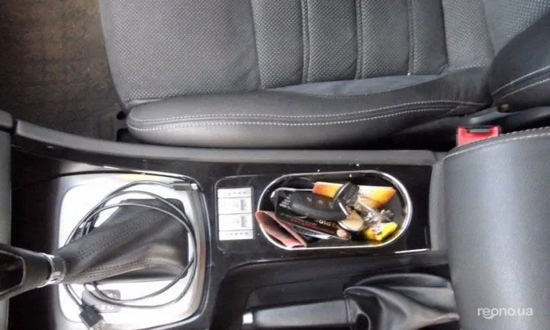 Ford Mondeo 2010 - 18