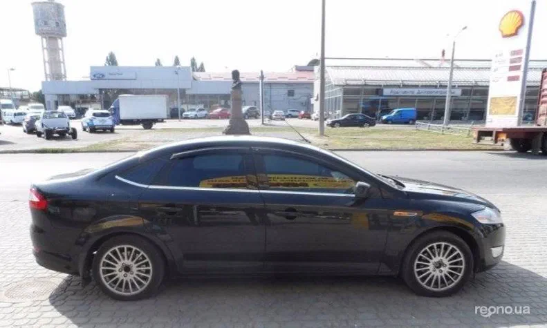 Ford Mondeo 2010 - 4