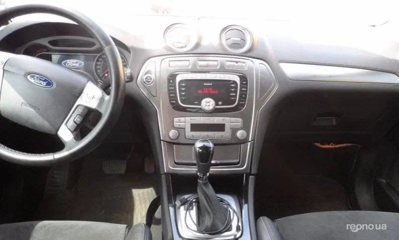 Ford Mondeo 2010 - 17