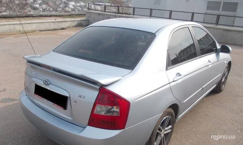 Kia Cerato 2006 - 1