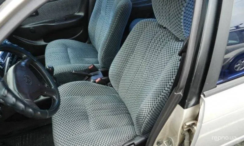 Toyota Corolla 1993 - 6