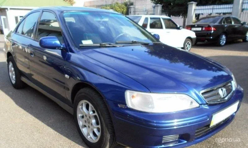 Honda Accord 2001 - 8