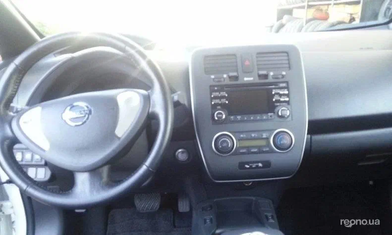 Nissan Leaf 2013 - 4