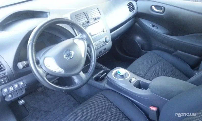 Nissan Leaf 2013 - 6