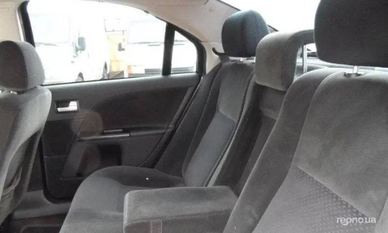 Ford Mondeo 2001 - 8