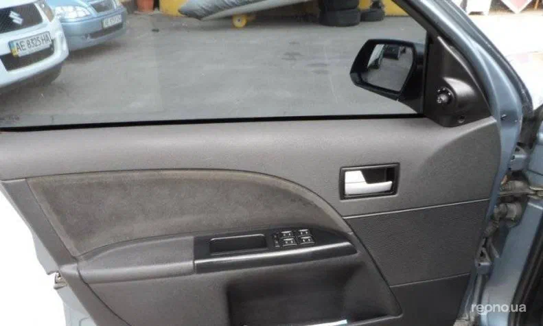 Ford Mondeo 2001 - 3