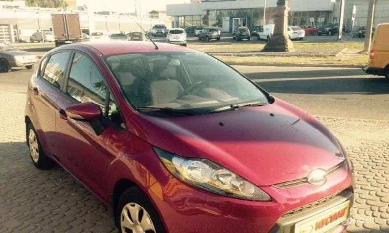 Ford Fiesta 2010 - 19