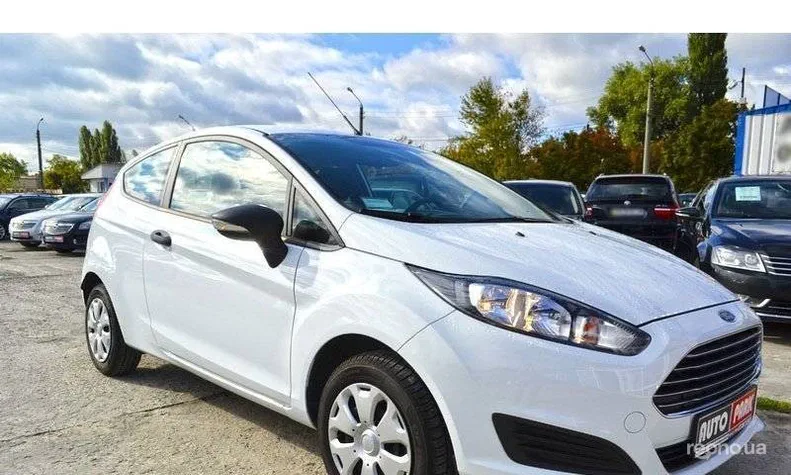 Ford Fiesta 2015 - 25